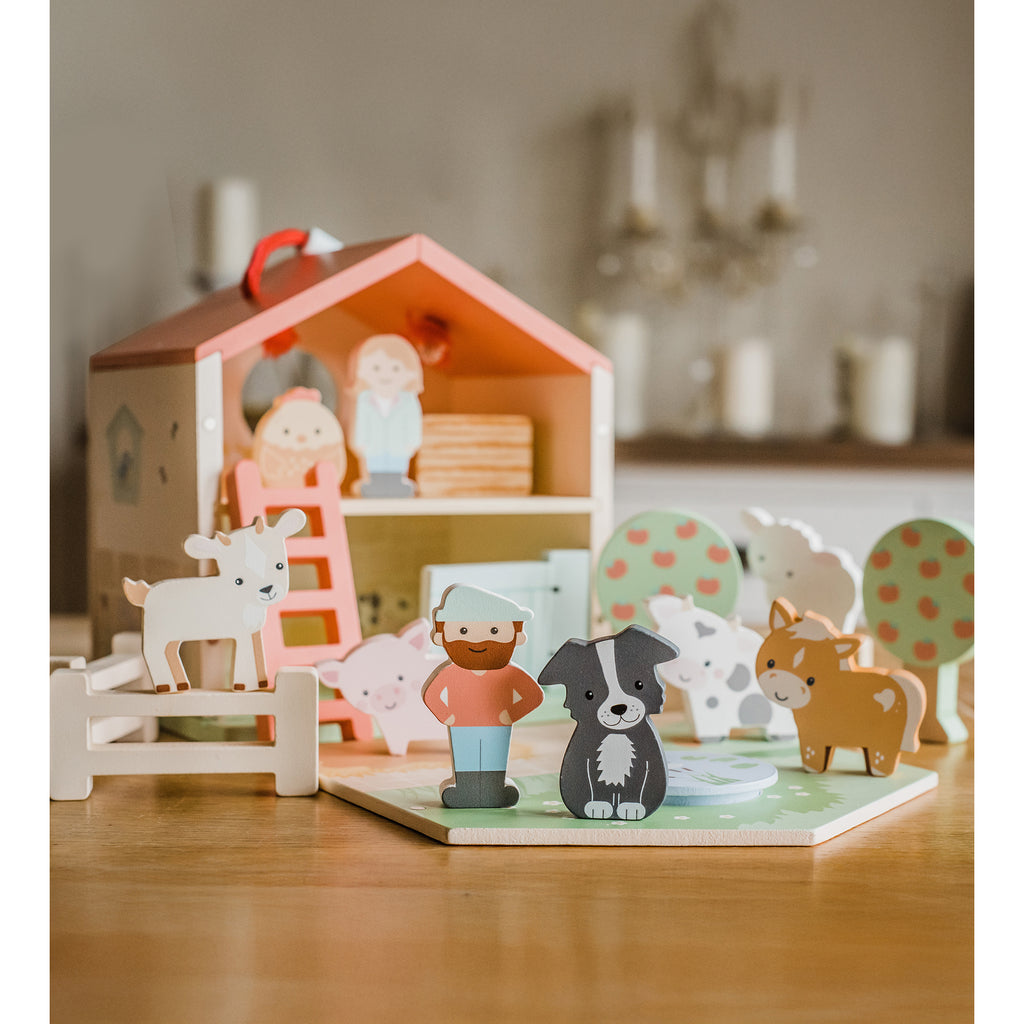 Farmyard Play Set– Orange Tree Toys