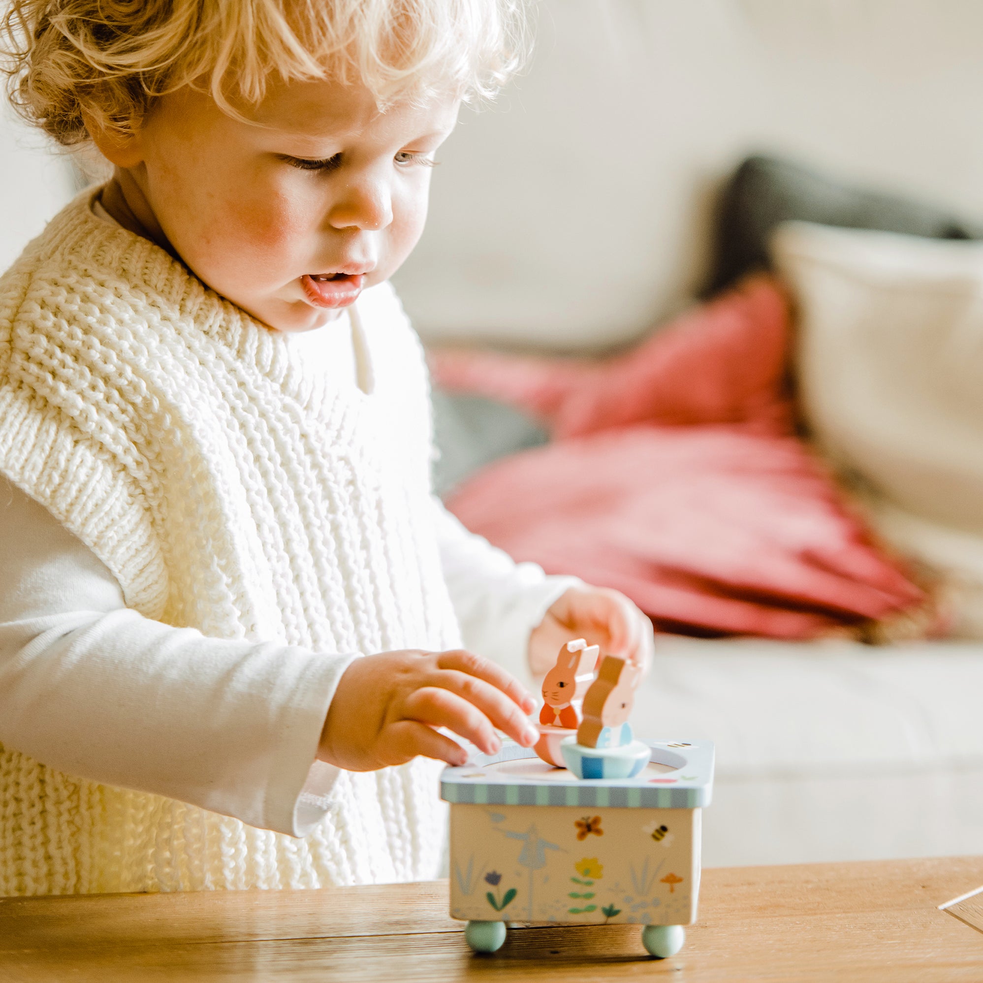 Peter Rabbit™ Music Box– Orange Tree Toys
