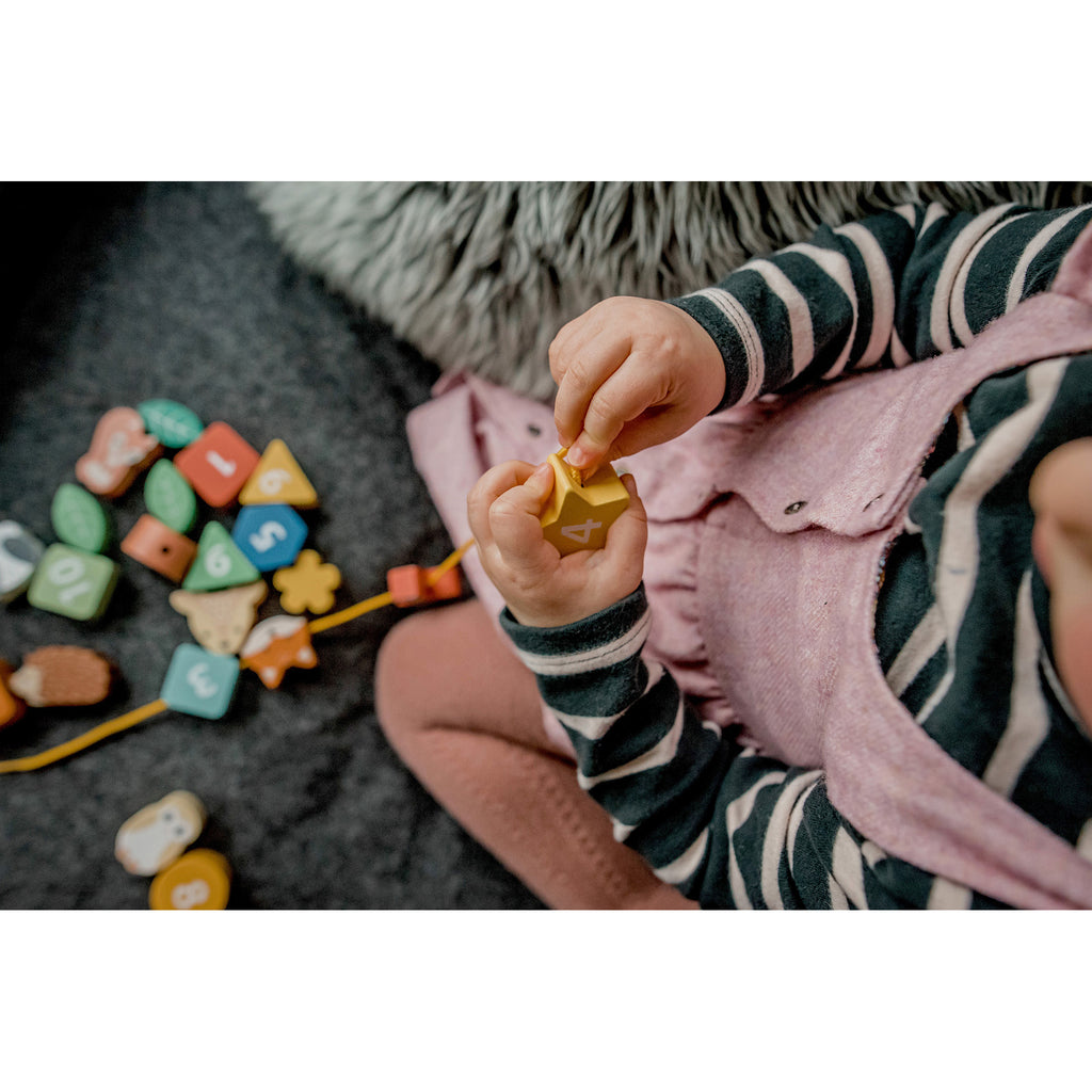 Woodland Animal Threading Toy– Orange Tree Toys